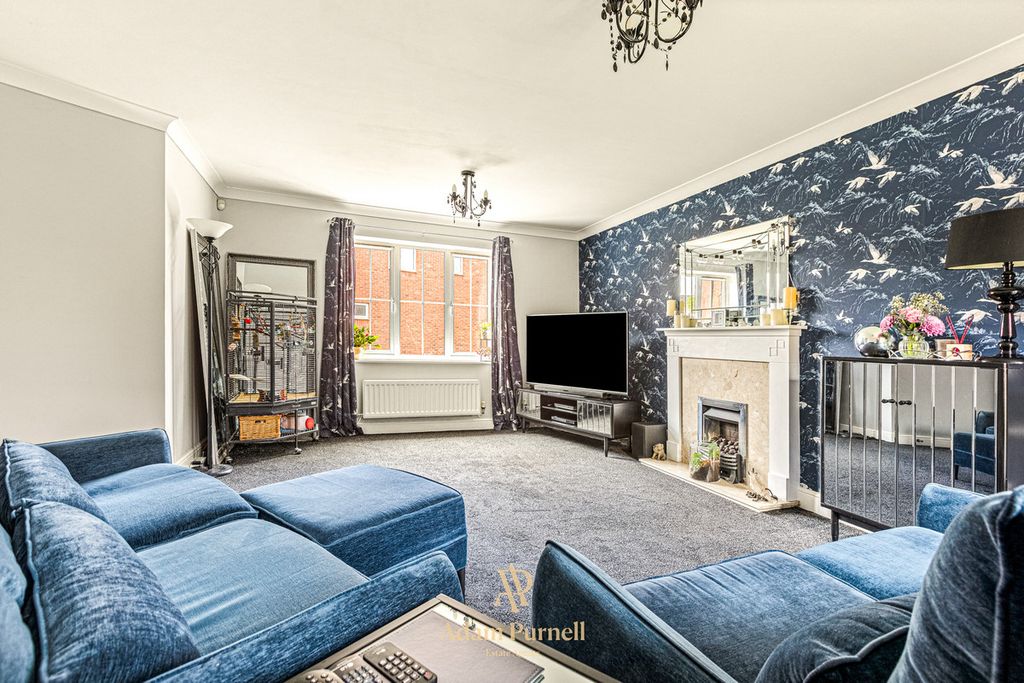 Property photo 3 of 29