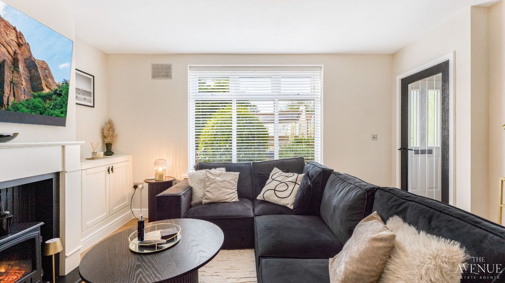 Property photo 3 of 31 5480083