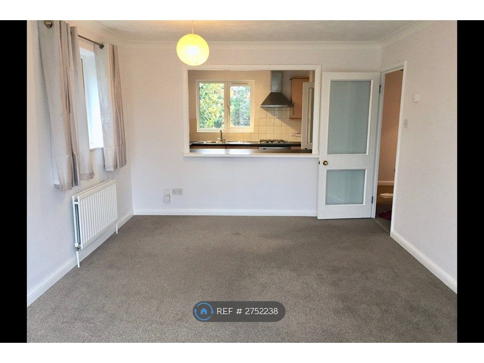 Property photo 2 of 10 Living Room To Kitchen