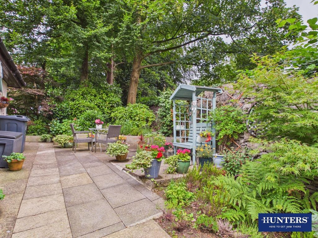 Property photo 3 of 26 Garden