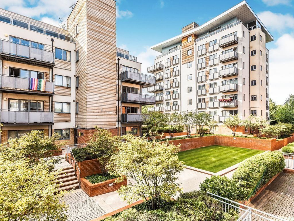 Property photo 1 of 3