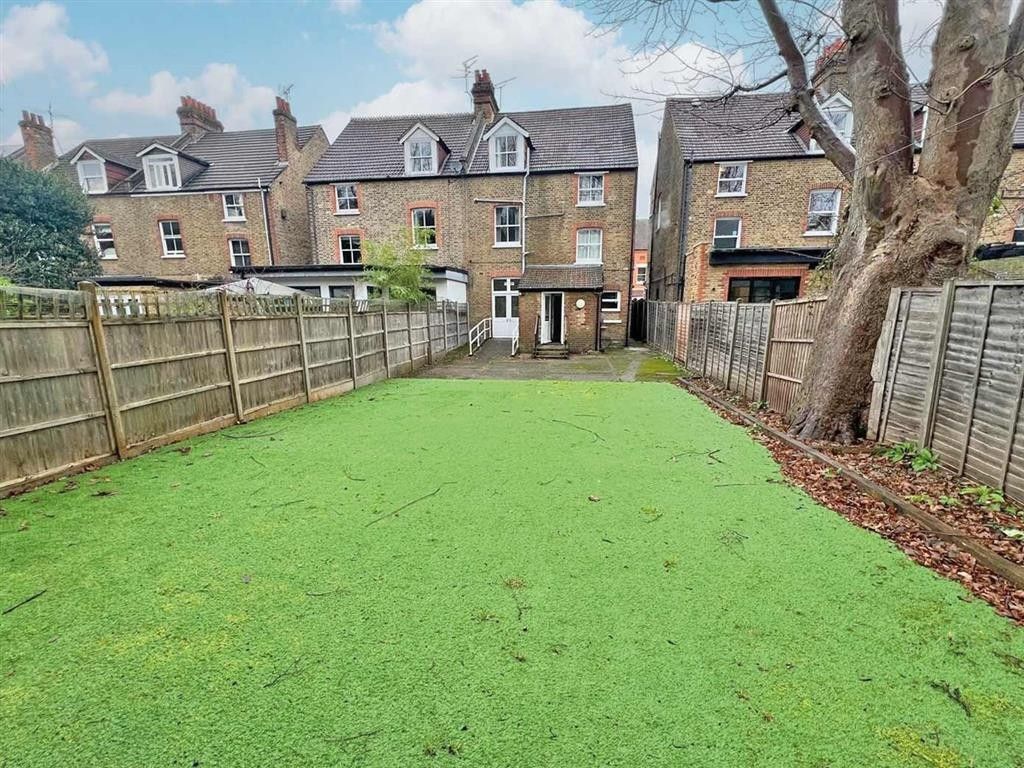 Property photo 2 of 9