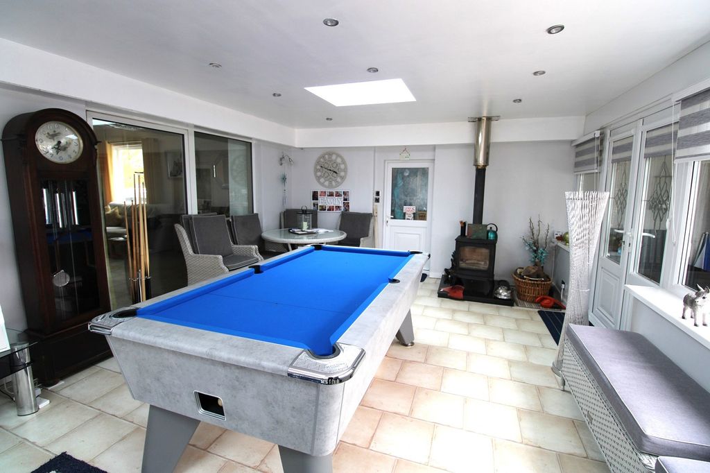 Property photo 3 of 21 Not Specified