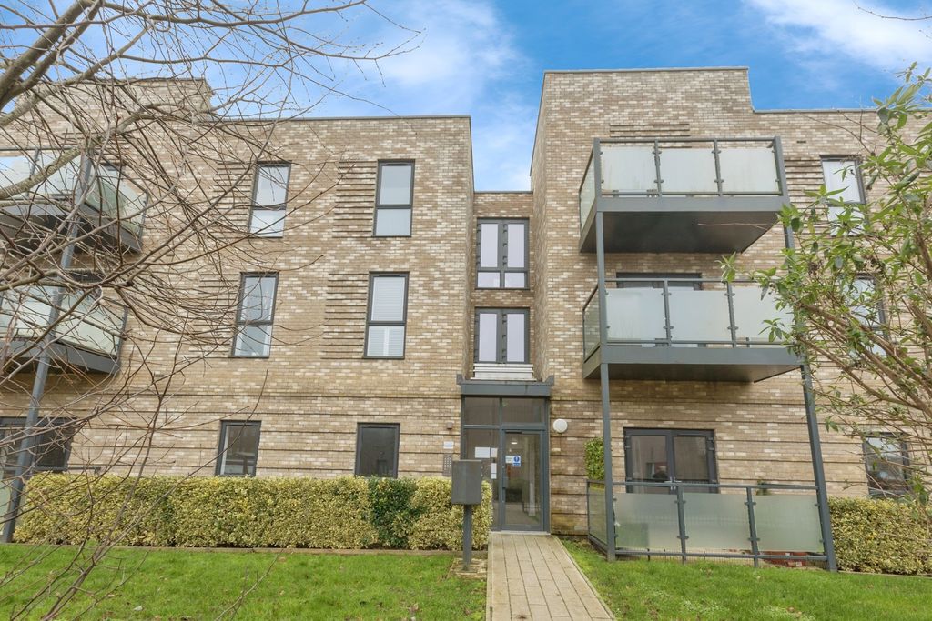 Property photo 1 of 16 Pbox-Img.Jpg