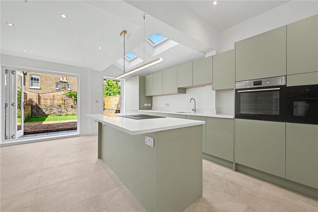 Property photo 1 of 15 Picture No. 09