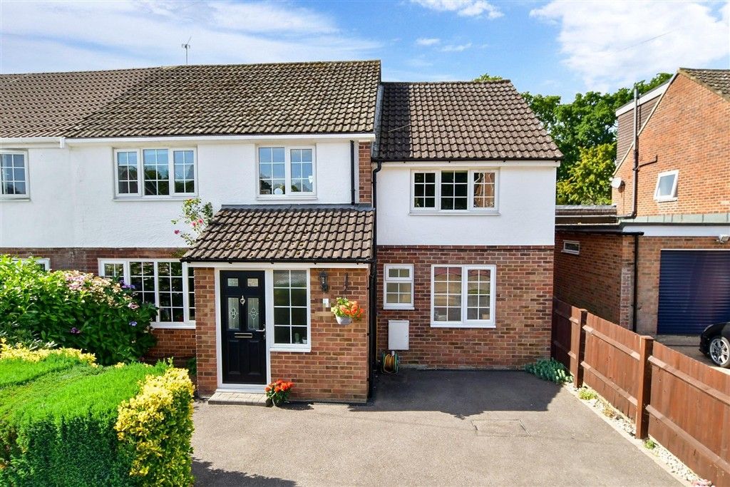 Property photo 1 of 16 External Web
