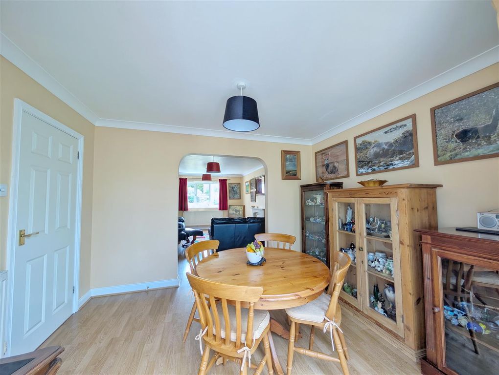 Property photo 3 of 24