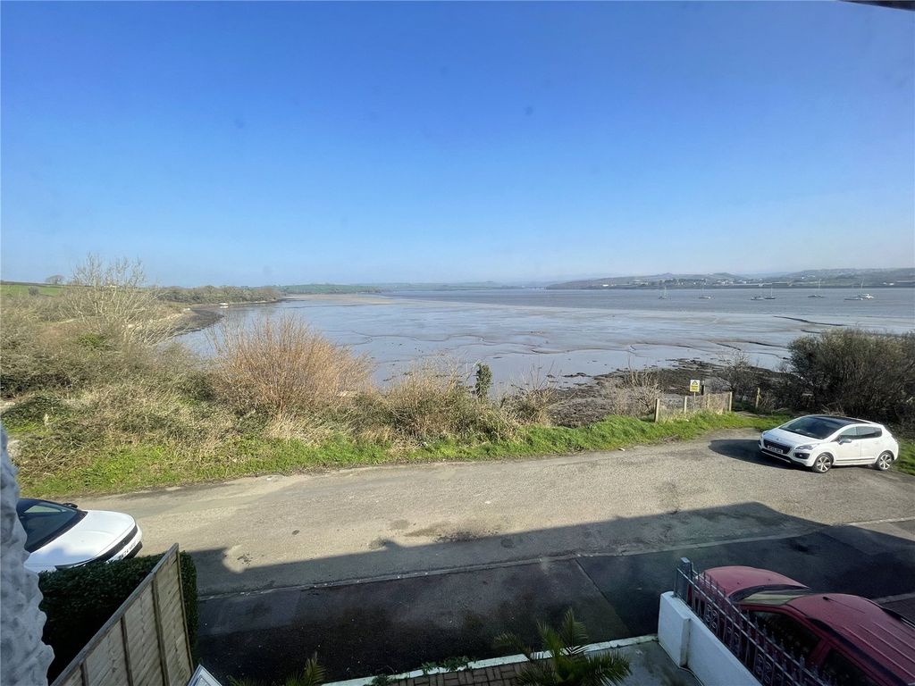 Property photo 2 of 18 Picture No. 10