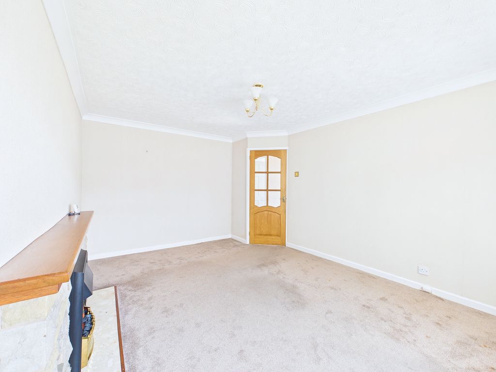 Property photo 3 of 26