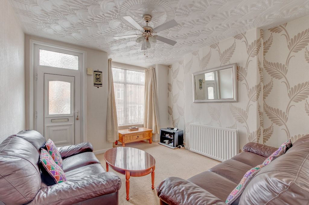 Property photo 2 of 13 Picture No. 10