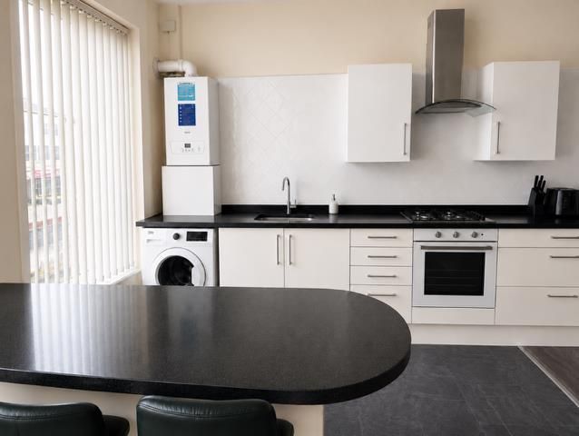Property photo 2 of 11 F59014E0-A1c2-47A3-9d45-Dcea4536F078.Png