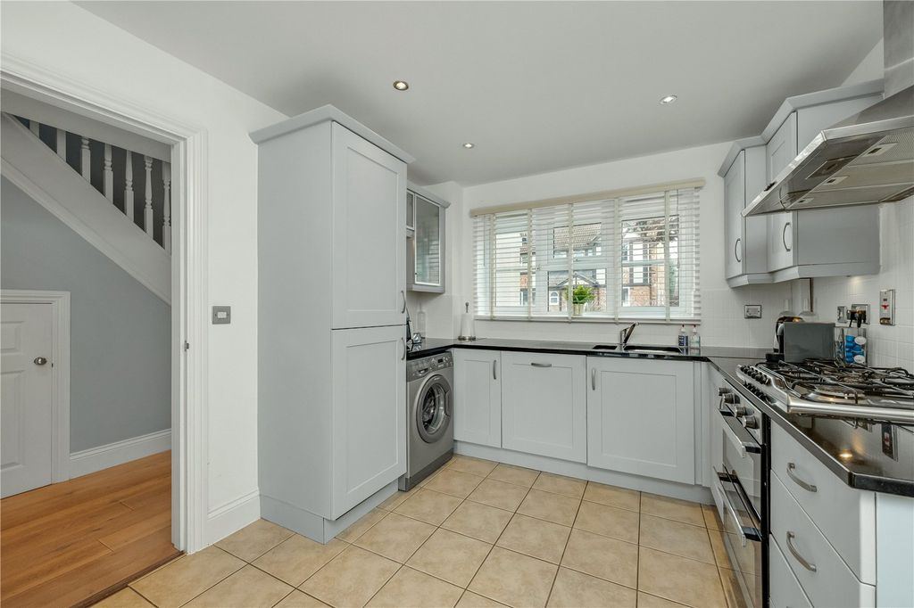Property photo 3 of 13 Kitchen