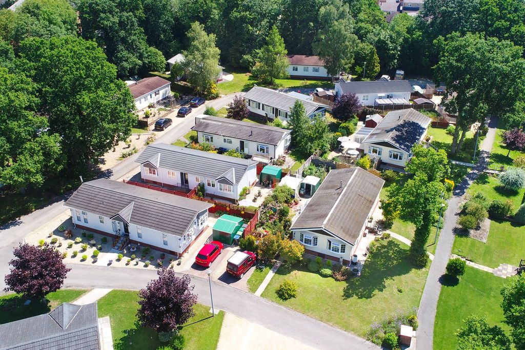 Property photo 2 of 3