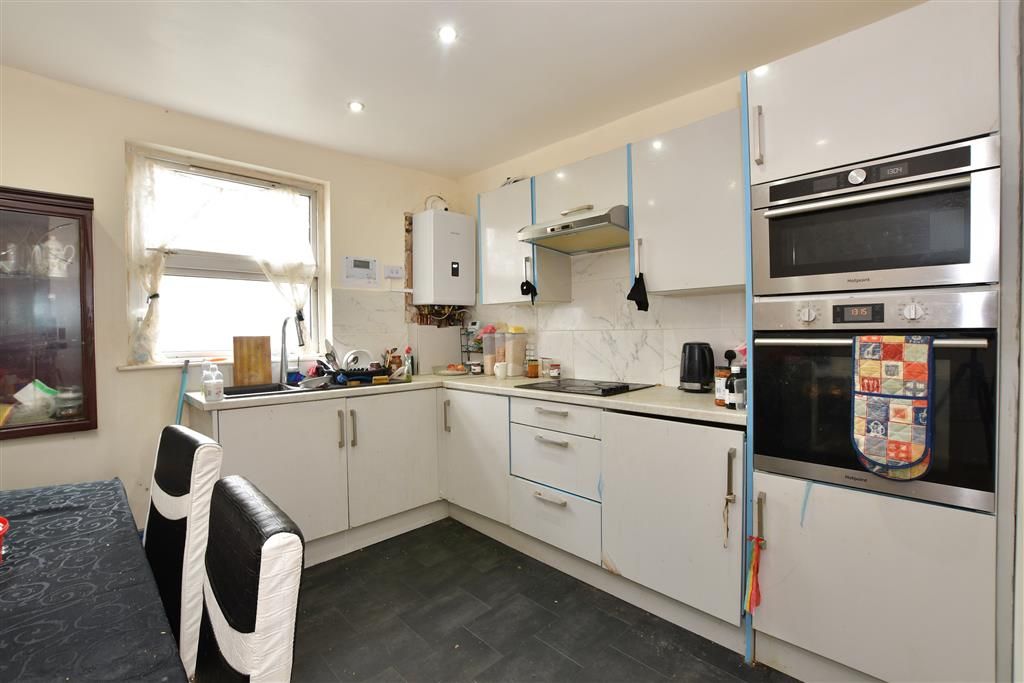 Property photo 1 of 7 Kitchen/Dining Room