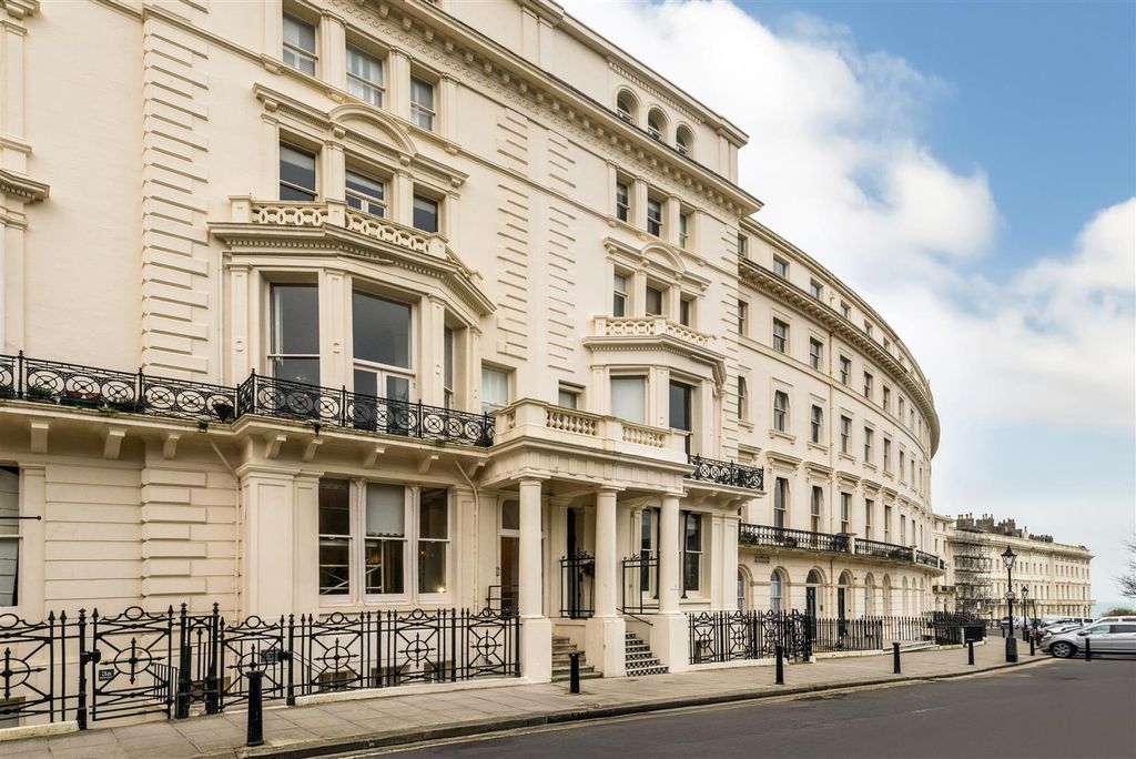 Property photo 1 of 26 Flat 2A_1.Jpg