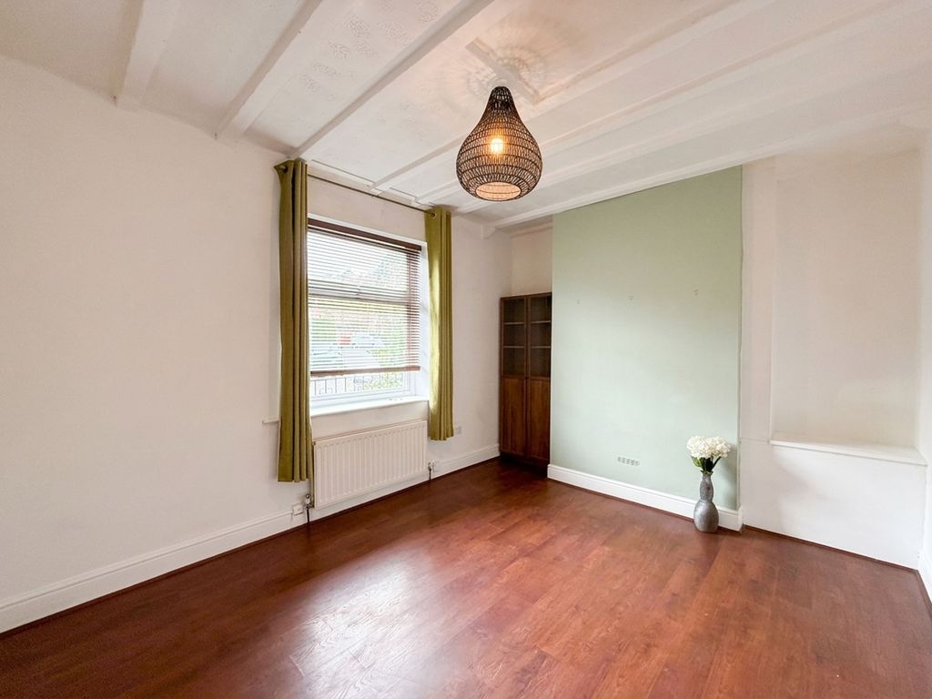 Property photo 3 of 13 Living Room