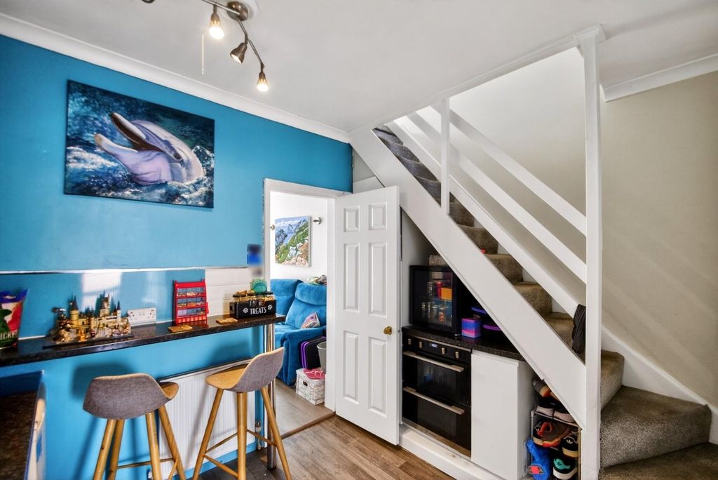 Property photo 3 of 15 12Avenuestreet-8.Jpg