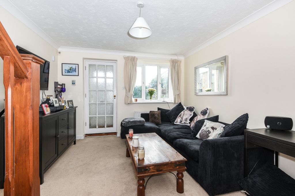 Property photo 3 of 7