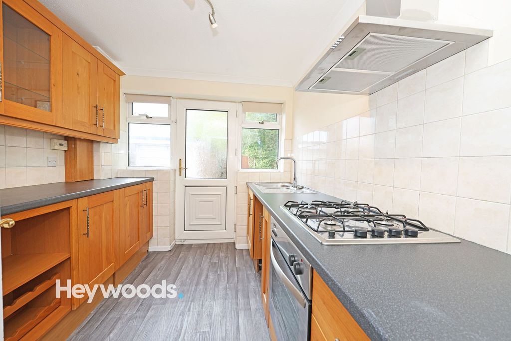 Property photo 2 of 30