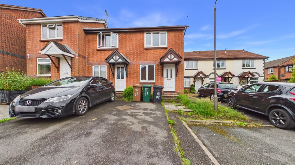 Property photo 2 of 14 5145272