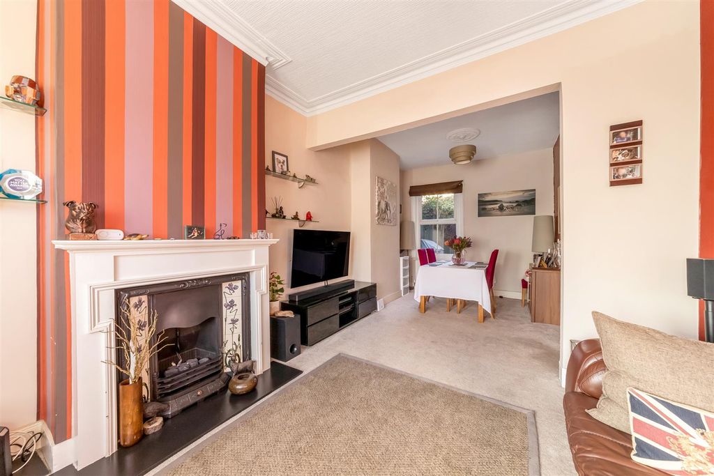 Property photo 2 of 12 Img_2197-1.Jpg