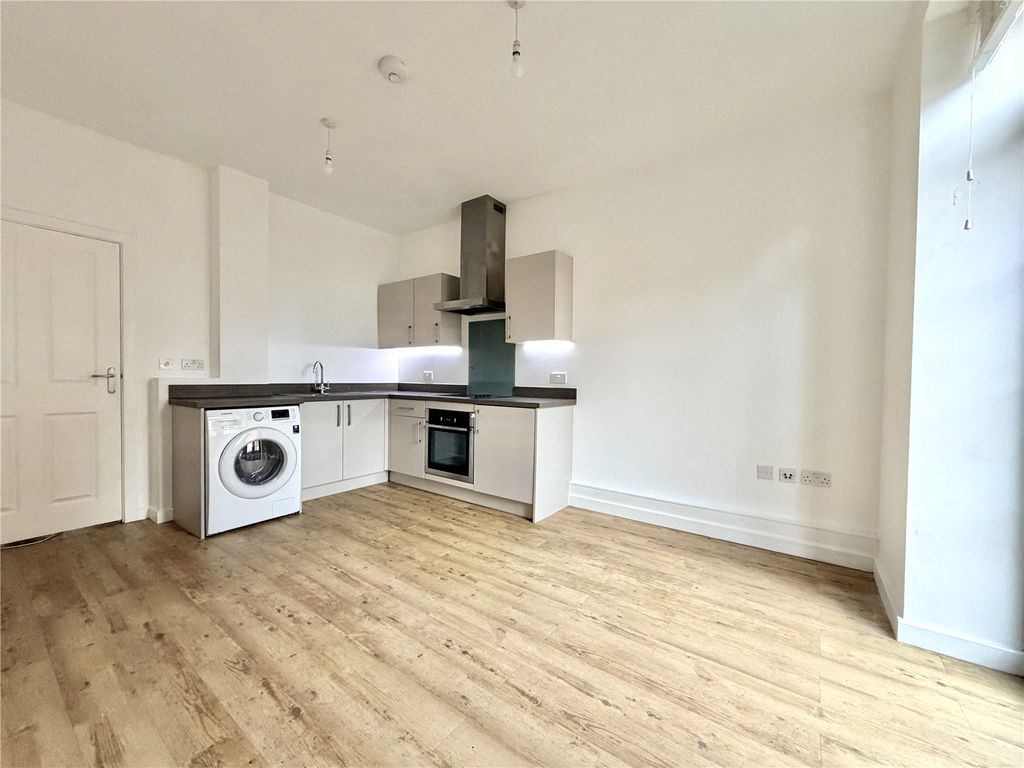 Property photo 2 of 5 Picture No. 01