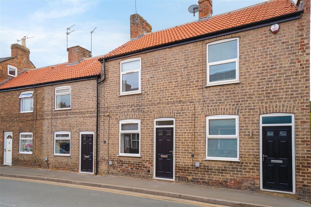 Property photo 1 of 9 Fr-18.Jpg