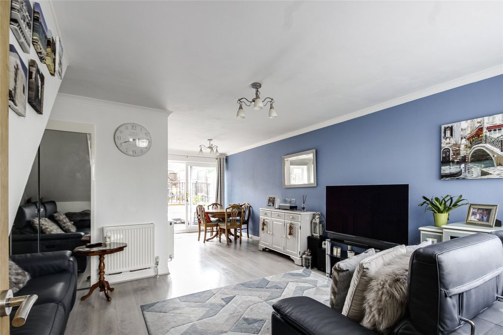 Property photo 3 of 11 Picture No. 02