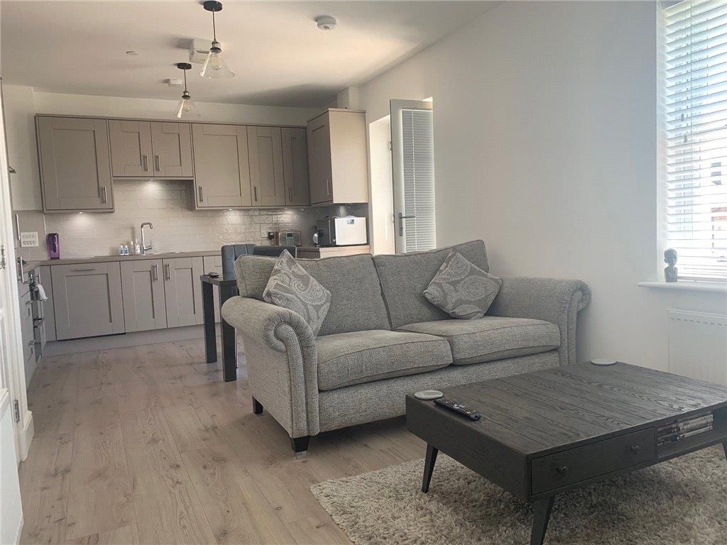 Property photo 3 of 11 Sitting Room