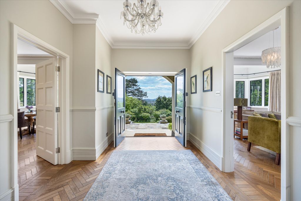 Property photo 2 of 41 Image