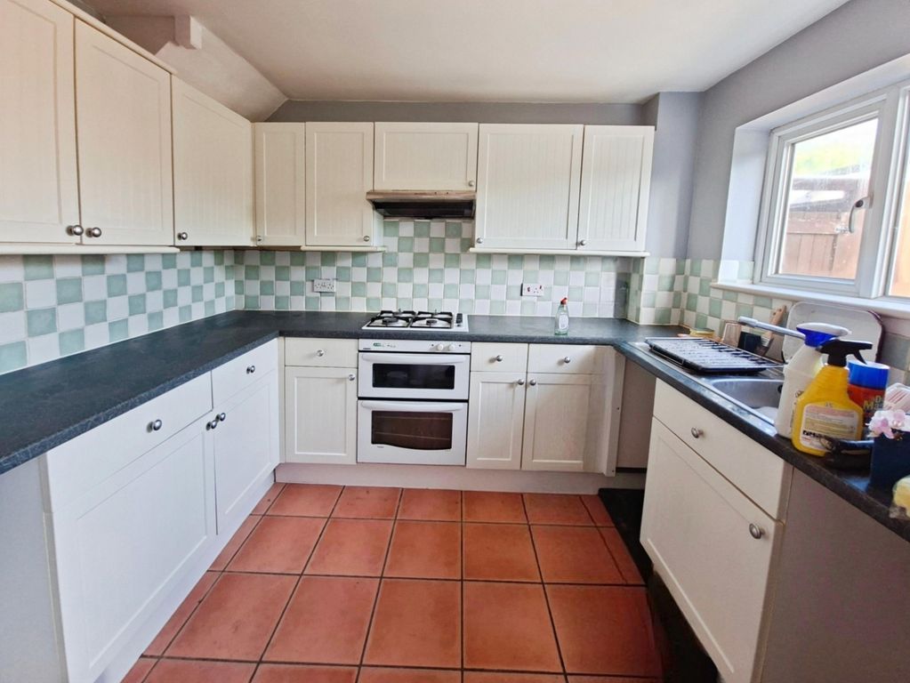 Property photo 3 of 10 Pbox-Img.Jpg