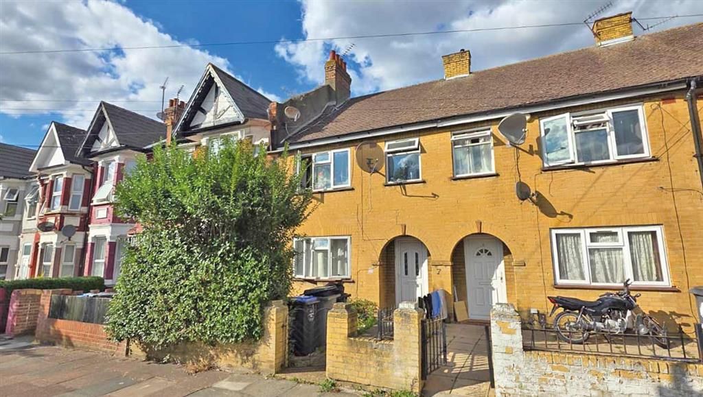 Property photo 3 of 3