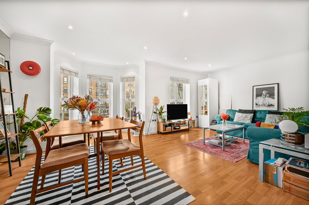 Property photo 1 of 13 Picture No. 14