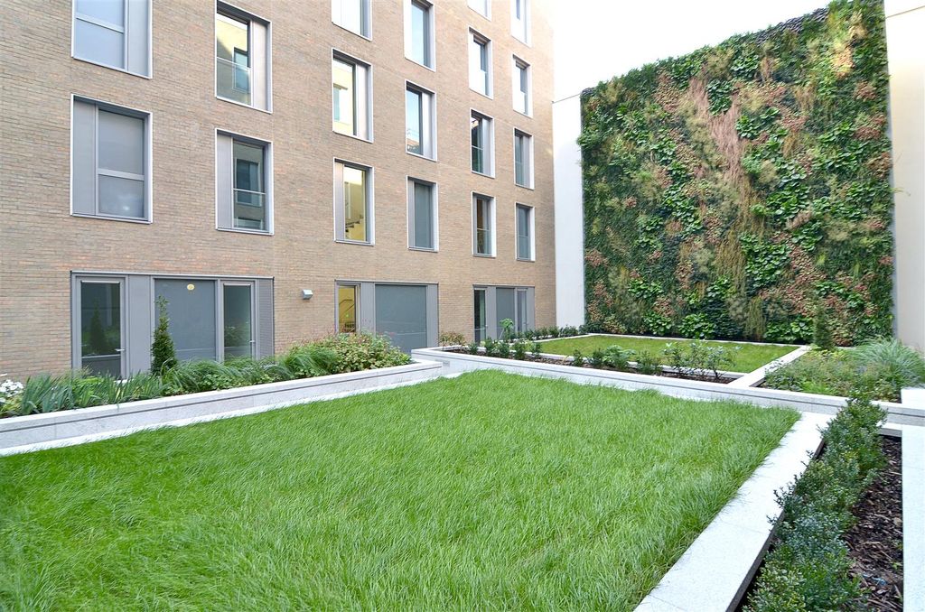 Property photo 2 of 12 6-55-George-Street-7.Jpg