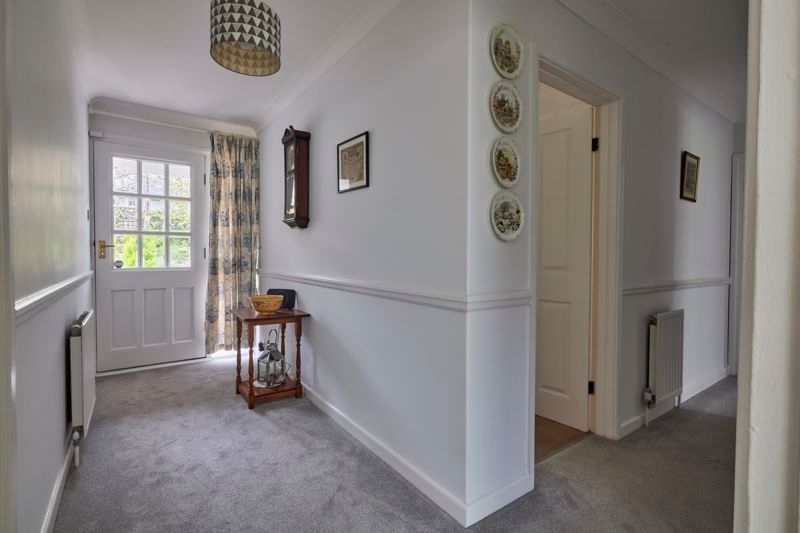 Property photo 3 of 18 Hallway