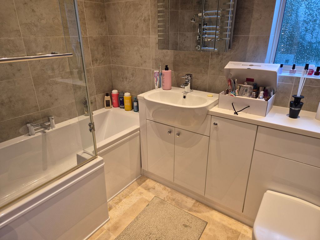 Property photo 3 of 20