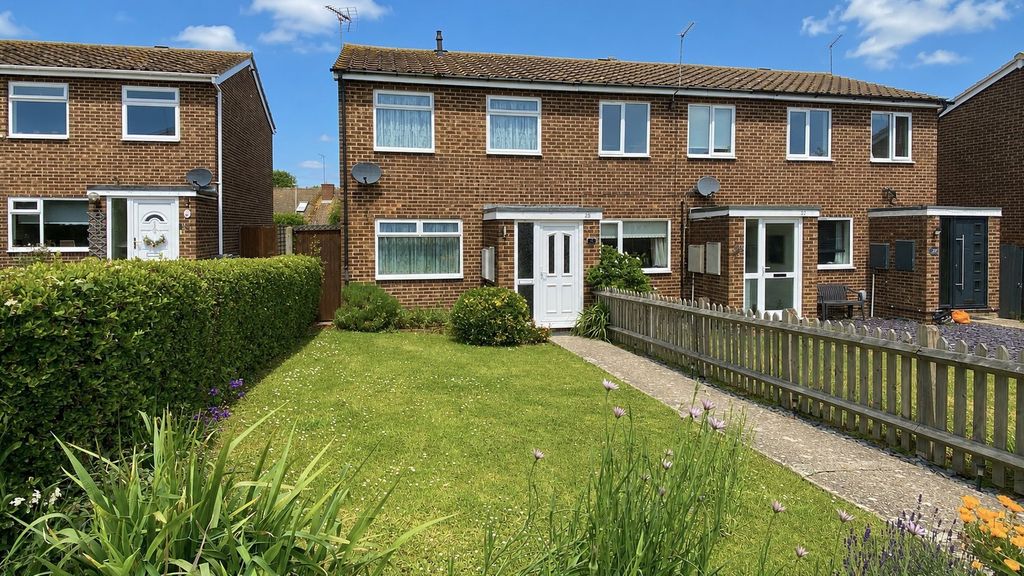 Property photo 2 of 11