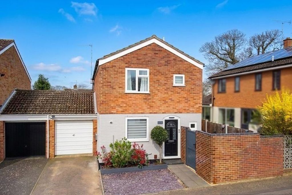 Property photo 1 of 26