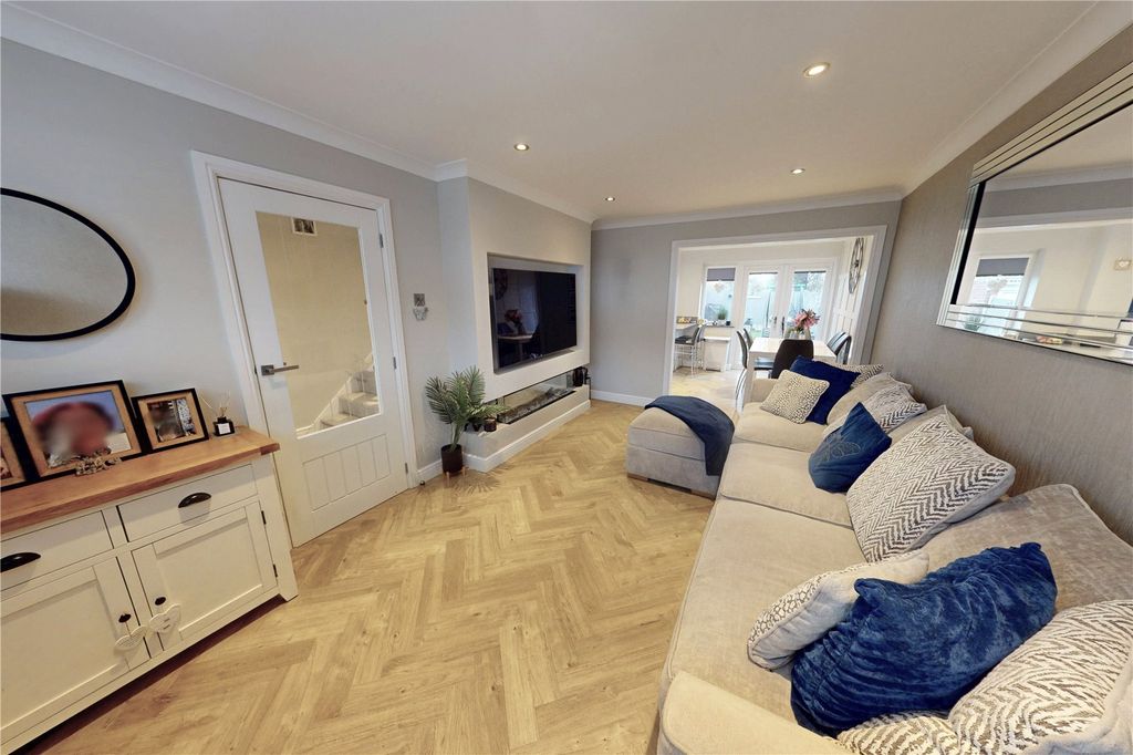 Property photo 2 of 18 Picture No. 02