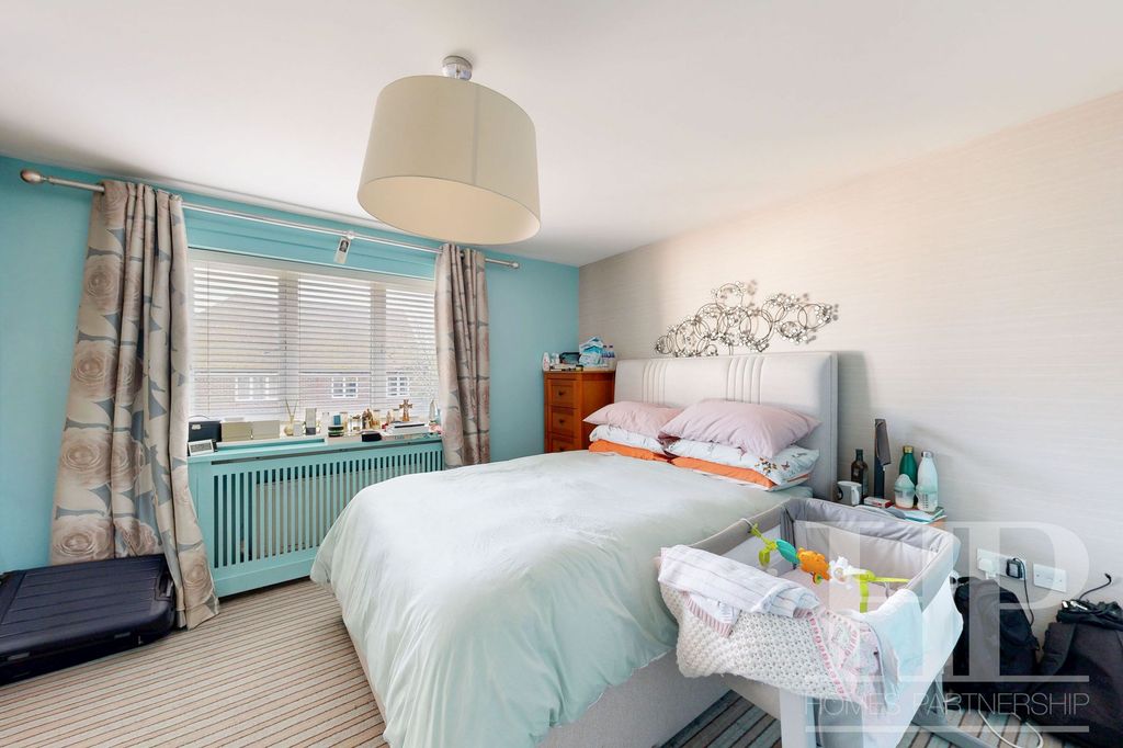 Property photo 3 of 14