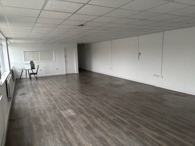 Property photo 2 of 9 3.Jpg