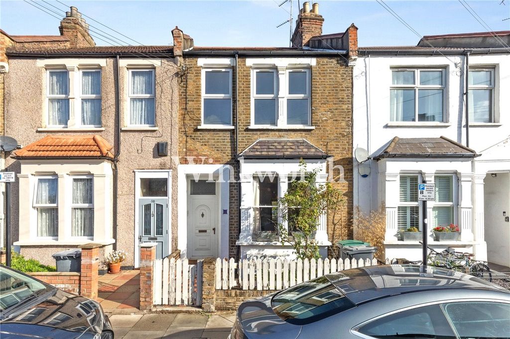 Property photo 1 of 17 Picture No. 05