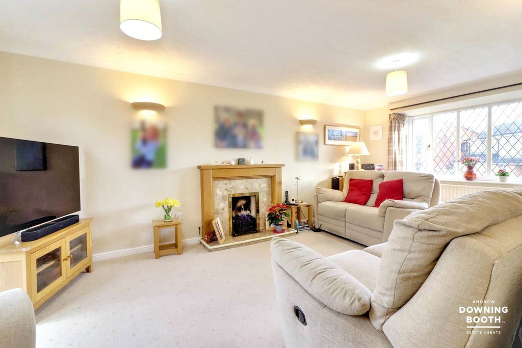 Additional image 4 of 4 bed detached house for saleBroadlands Rise, Boley Park, Lichfield WS14