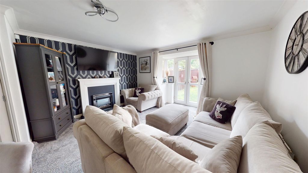 Property photo 2 of 15 Dining Lounge