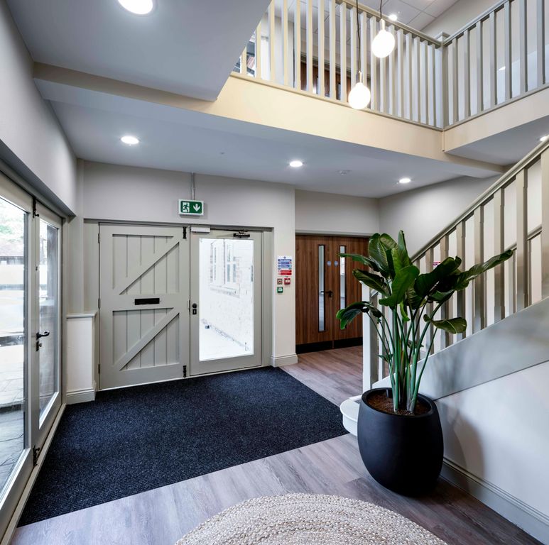 Property photo 3 of 4 18D Croft Drive - Entrance Hall Photo.Jpg