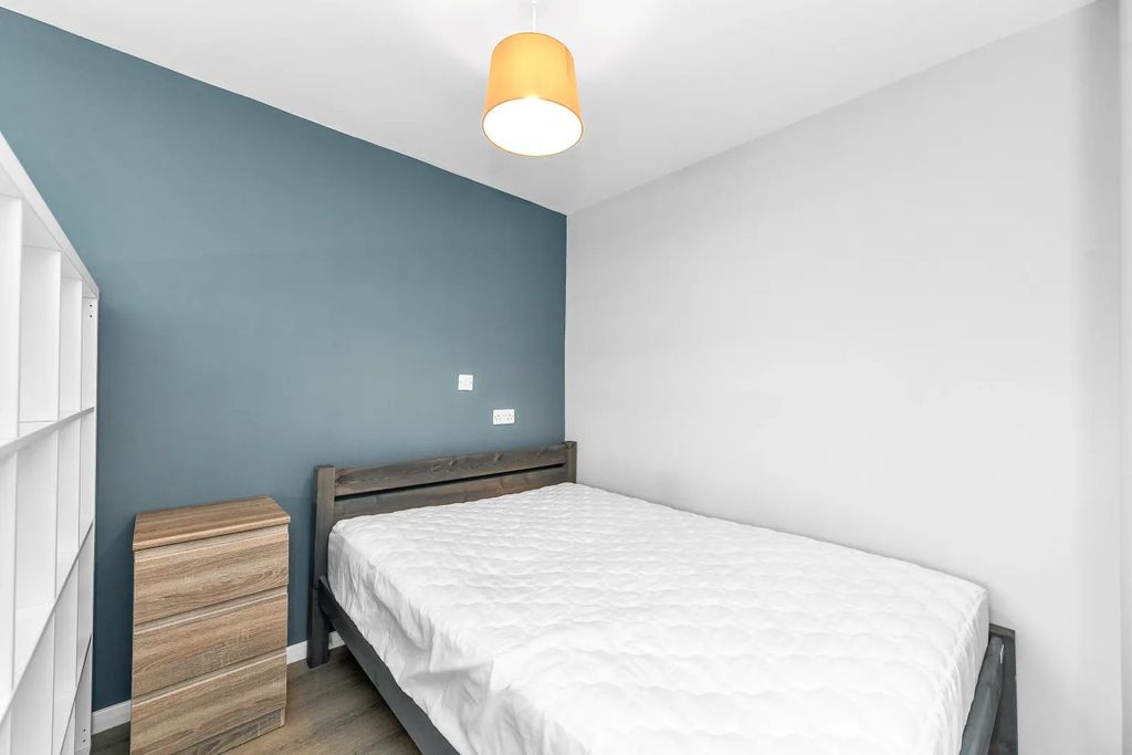 Property photo 3 of 5 Picture No. 12