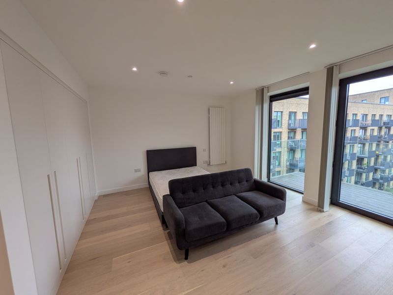 Property photo 2 of 11 Photo 8