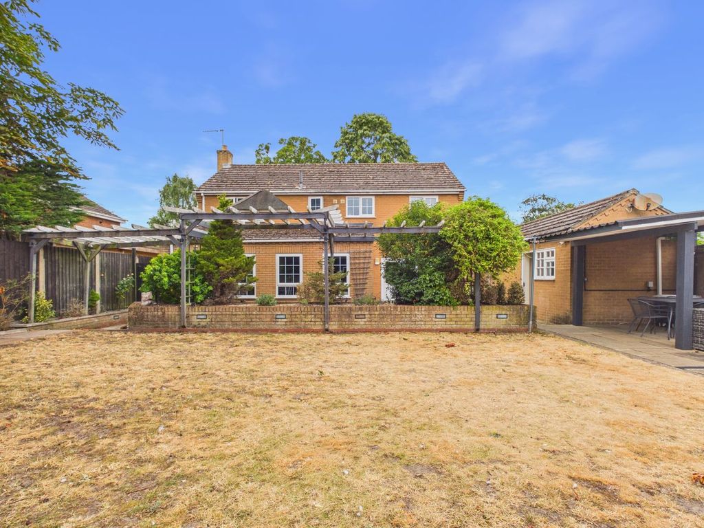 Property photo 3 of 19