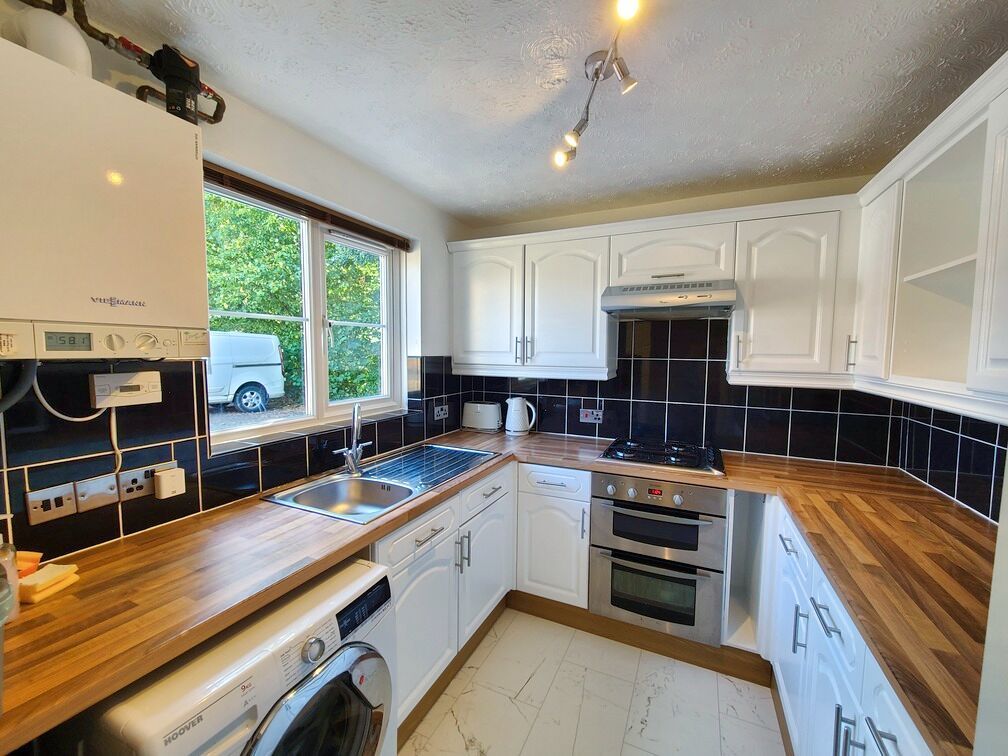Property photo 3 of 33