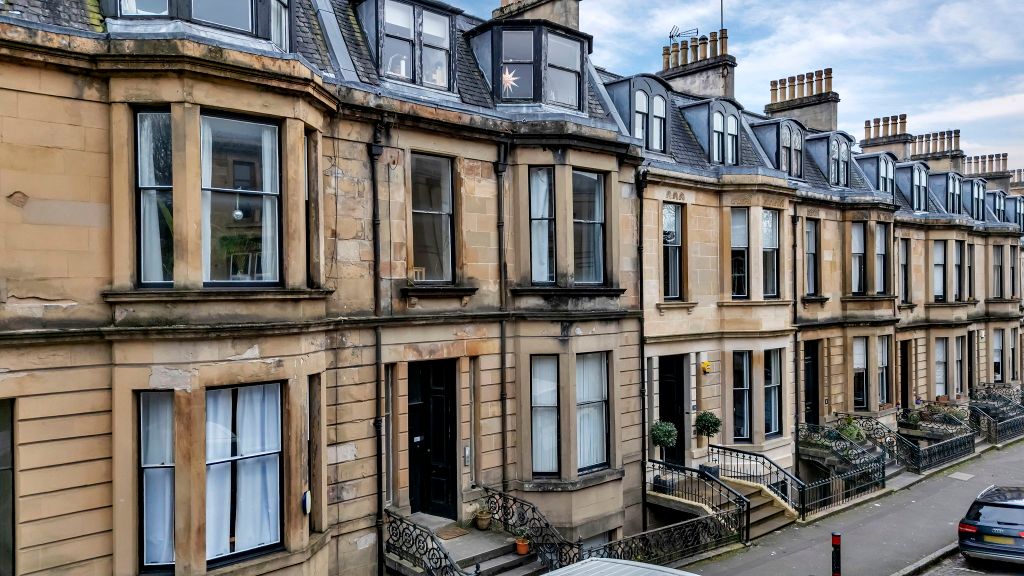 Property photo 1 of 25